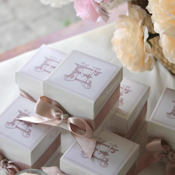 Monogram Detaylı kutulu mum