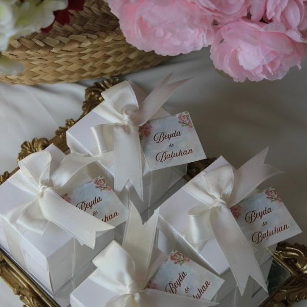 pembe kurdale detaylı mum